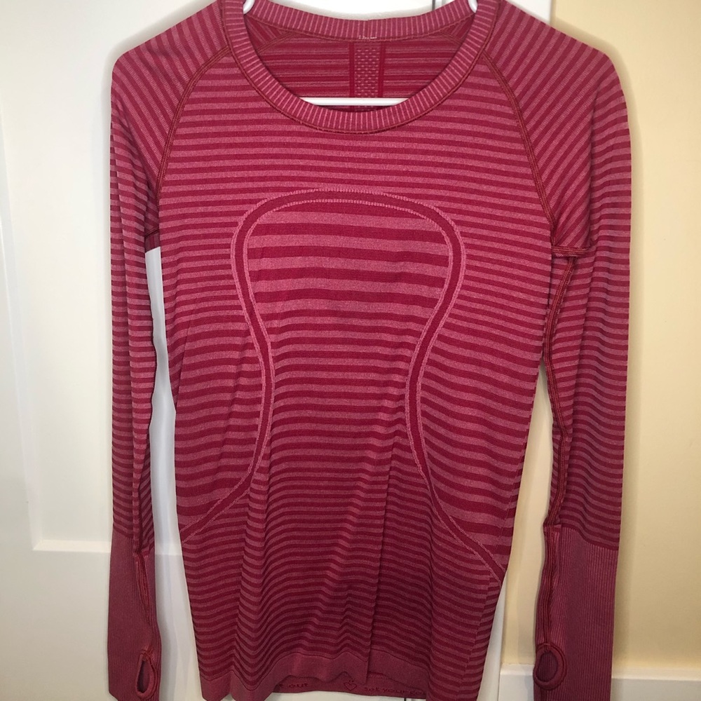 Pink lululemon long sleeve size 6